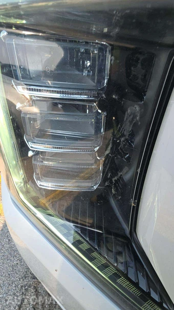2021 GMC Yukon XL SLT 4SA - miniatura 26