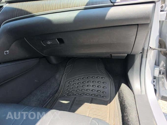 2021 Honda Accord Hybrid Touring - miniatura 16