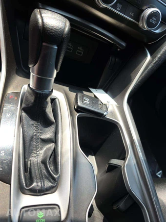 2021 Honda Accord Sedan LX 1.5T - miniatura 8