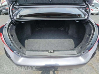2021 Honda Civic Sedan Sport - miniatura 14