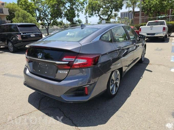 2021 Honda Clarity Plug-In Hybrid - miniatura 3