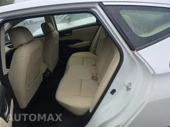 2021 Honda Clarity Plug-In Hybrid Touring - miniatura 13