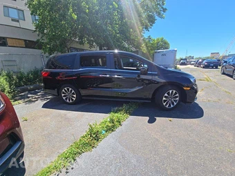 2021 Honda Odyssey EX-L 118.1" WB - miniatura 4