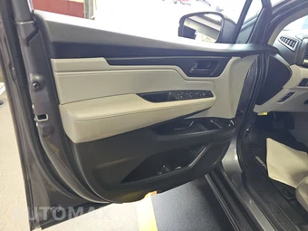 2021 Honda Odyssey LX 118.1" WB - miniatura 9