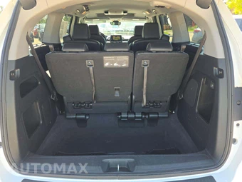 2021 Honda Odyssey Touring 118.1" WB - miniatura 12