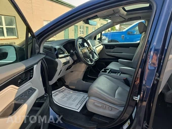 2021 Honda Odyssey Touring 118.1" WB - miniatura 13