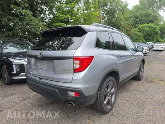 2021 Honda Passport Touring - miniatura 3