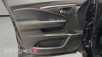 2021 Honda Pilot Black Edition - miniatura 18