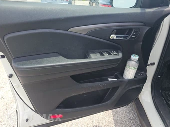 2021 Honda Pilot Special Edition - miniatura 15