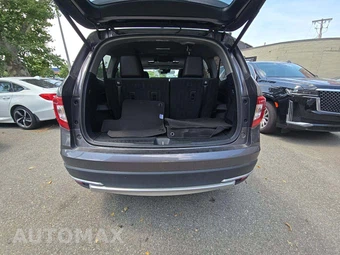 2021 Honda Pilot Touring 8-Passenger - miniatura 15
