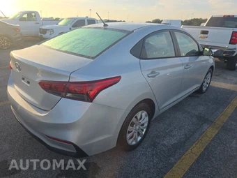 2021 Hyundai Accent SE – miniatura 4