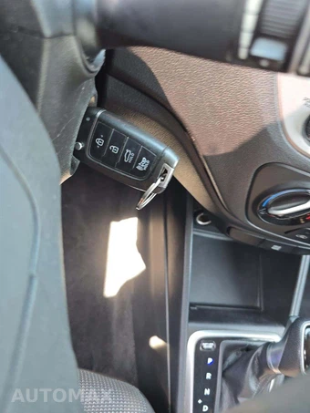 2021 Hyundai Accent SE – miniatura 8