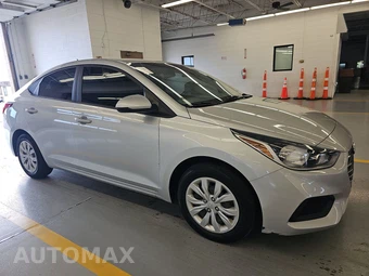 2021 Hyundai Accent SE – miniatura 3