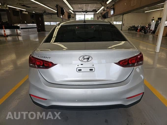 2021 Hyundai Accent SE – miniatura 5