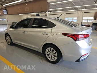 2021 Hyundai Accent SE – miniatura 6