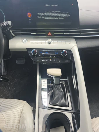 2021 Hyundai Elantra Limited - miniatura 11