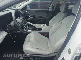 2021 Hyundai Elantra Limited - miniatura 7
