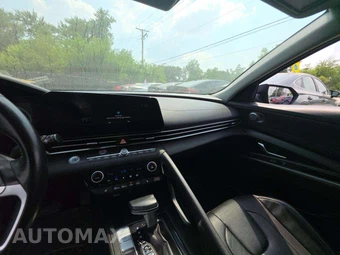 2021 Hyundai Elantra Limited - miniatura 10