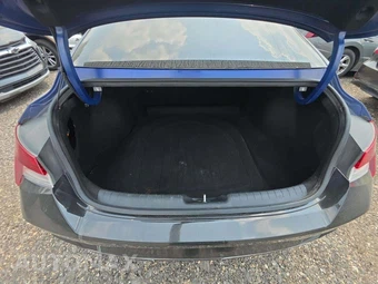 2021 Hyundai Elantra Limited - miniatura 14