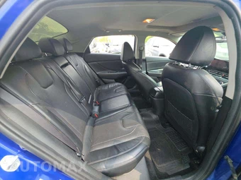 2021 Hyundai Elantra Limited - miniatura 16