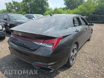 2021 Hyundai Elantra Limited - miniatura 3