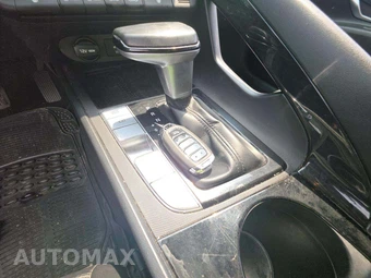 2021 Hyundai Elantra Limited - miniatura 8