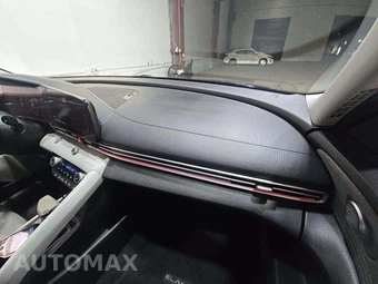 2021 Hyundai Elantra Limited - miniatura 19