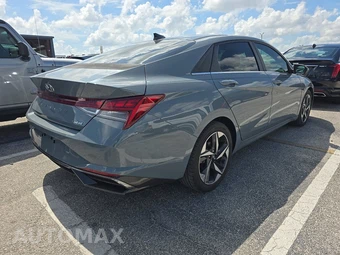 2021 Hyundai Elantra Limited - miniatura 4