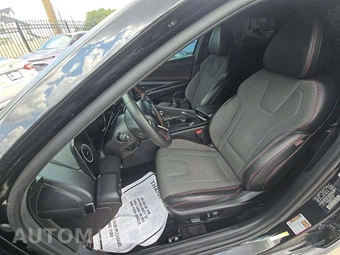 2021 Hyundai Elantra N Line - miniatura 3