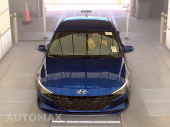 2021 Hyundai Elantra SE - miniatura 2