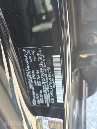 2021 Hyundai Elantra SE - miniatura 14