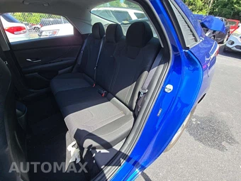 2021 Hyundai Elantra SE - miniatura 13