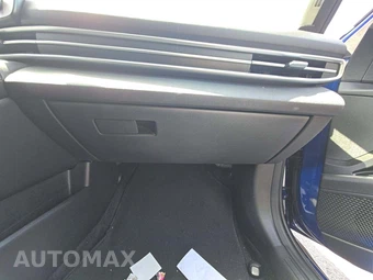 2021 Hyundai Elantra SE - miniatura 19