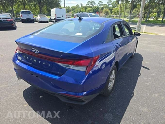 2021 Hyundai Elantra SE - miniatura 3