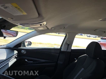 2021 Hyundai Elantra SE – miniatura 17