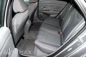 2021 Hyundai Elantra SE - miniatura 19