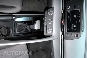 2021 Hyundai Elantra SE - miniatura 21
