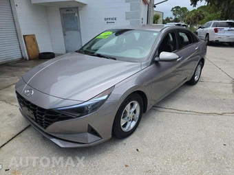 2021 Hyundai Elantra SE