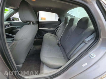 2021 Hyundai Elantra SE - miniatura 13
