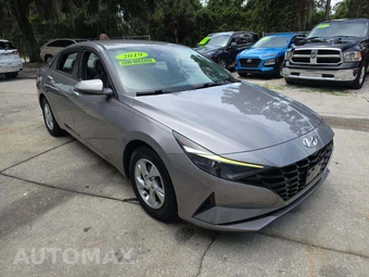 2021 Hyundai Elantra SE - miniatura 4