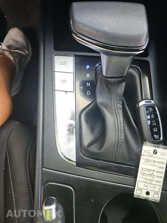 2021 Hyundai Elantra SEL – miniatura 22