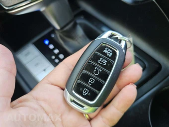 2021 Hyundai Elantra SEL – miniatura 8