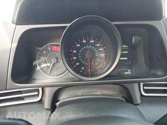 2021 Hyundai Elantra SEL – miniatura 9