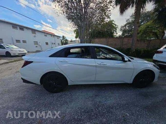 2021 Hyundai Elantra SEL – miniatura 4