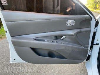 2021 Hyundai Elantra SEL - miniatura 14