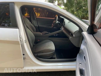 2021 Hyundai Elantra SEL - miniatura 26