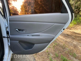 2021 Hyundai Elantra SEL - miniatura 30