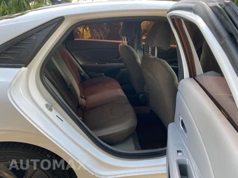 2021 Hyundai Elantra SEL - miniatura 31