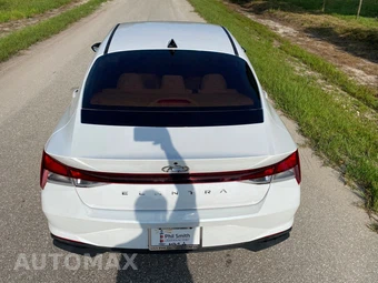 2021 Hyundai Elantra SEL - miniatura 7