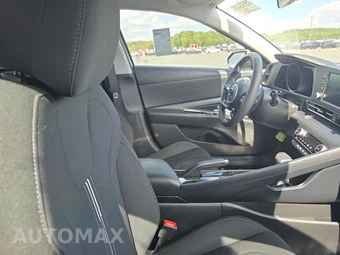 2021 Hyundai Elantra SEL - miniatura 8